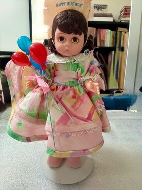 1999 Vintage Happy Birthday Madame Alexander